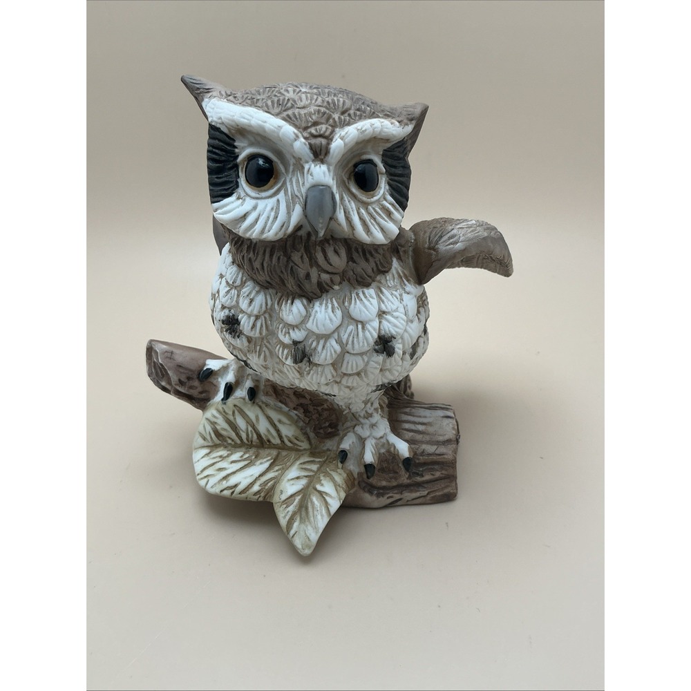 Vintage‎ Homco Great Horned Owl Ceramic Figurine, Taiwan, 1980s.